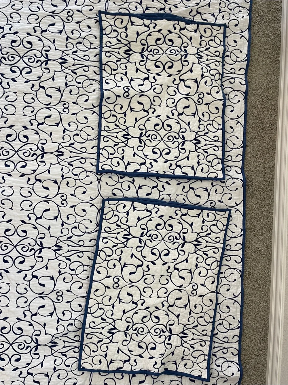 JC Penny Home- Queen Bed Comforter